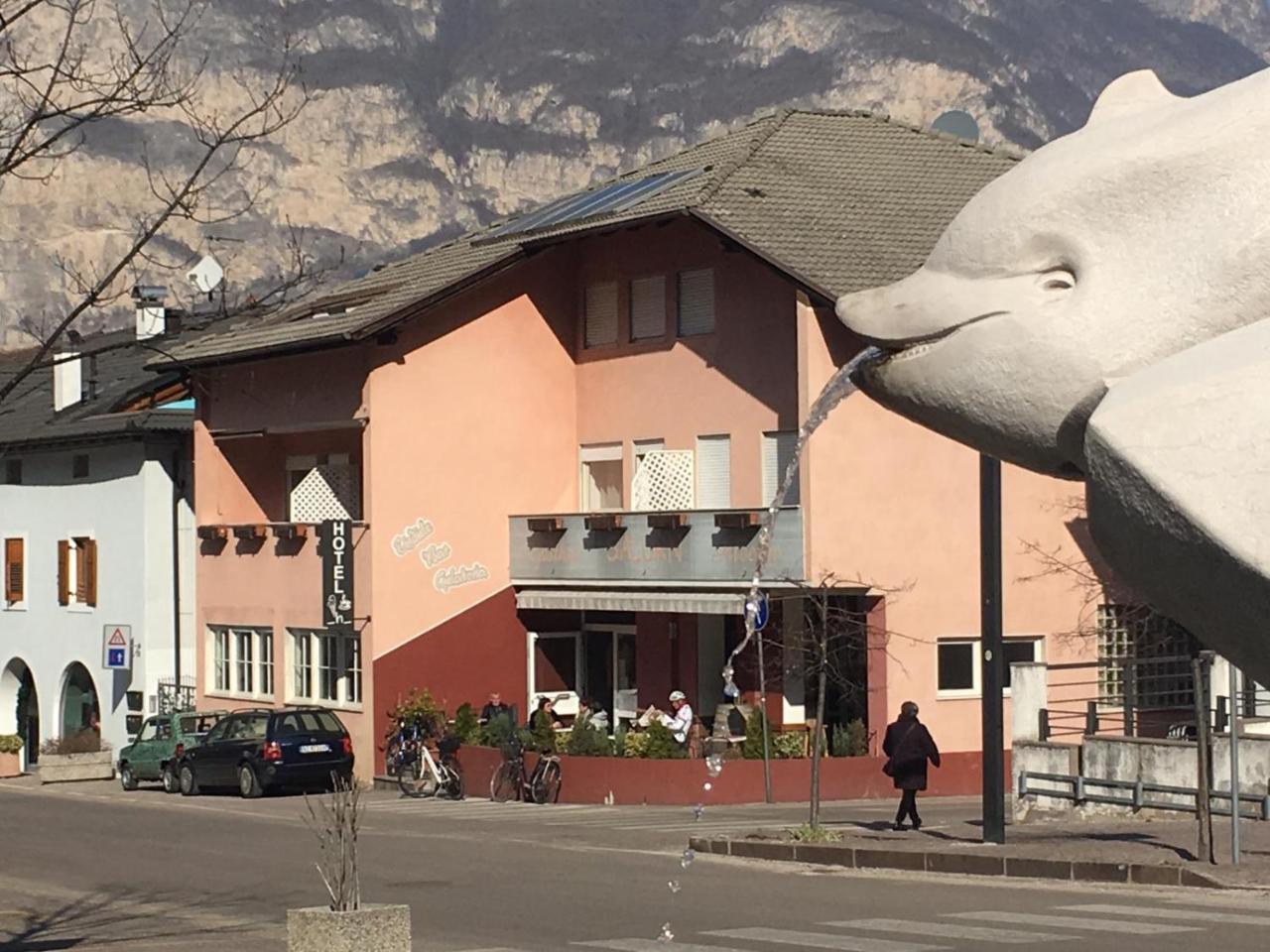 Gasthof Salurn Exterior photo
